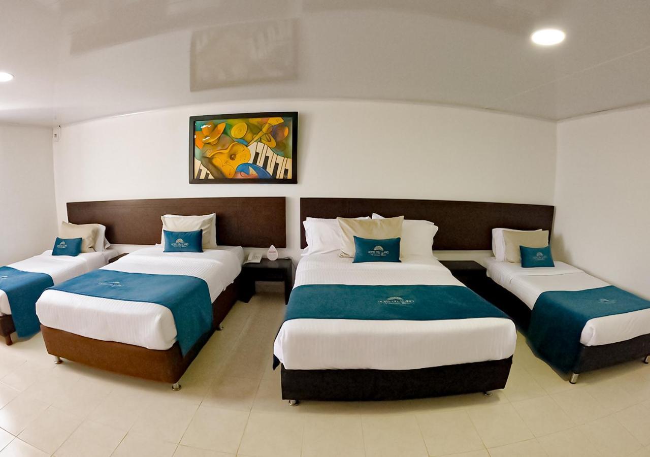 Hotel Del Llano فيلافيسينسيو المظهر الخارجي الصورة